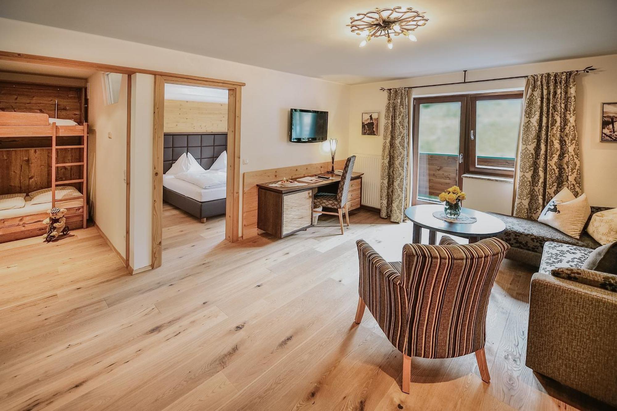Hotel Berghof - St Johann In Salzburg Sankt Johann im Pongau Εξωτερικό φωτογραφία